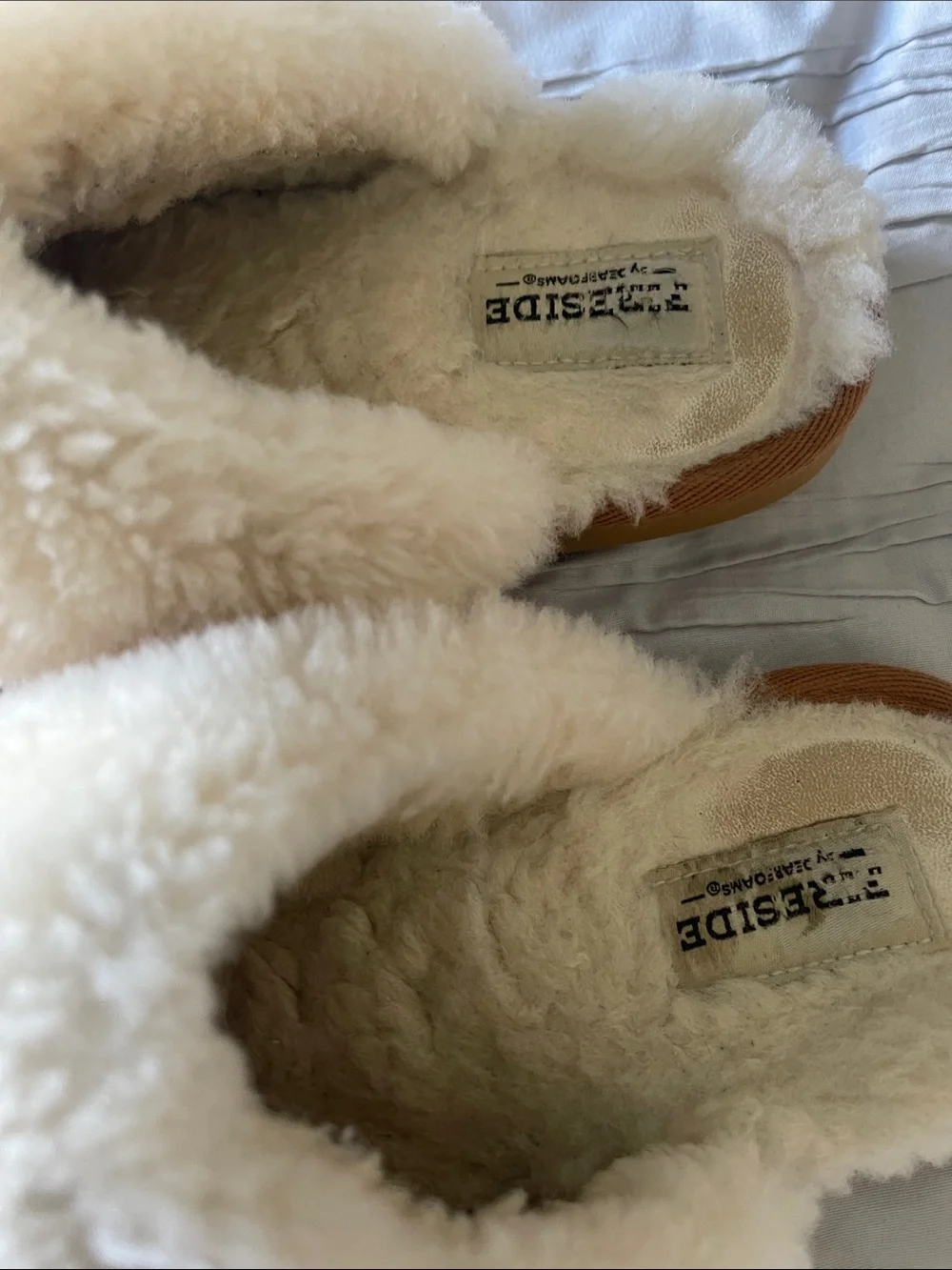 Kids Cozy Slip-On Shearling Slippers - Chestnut